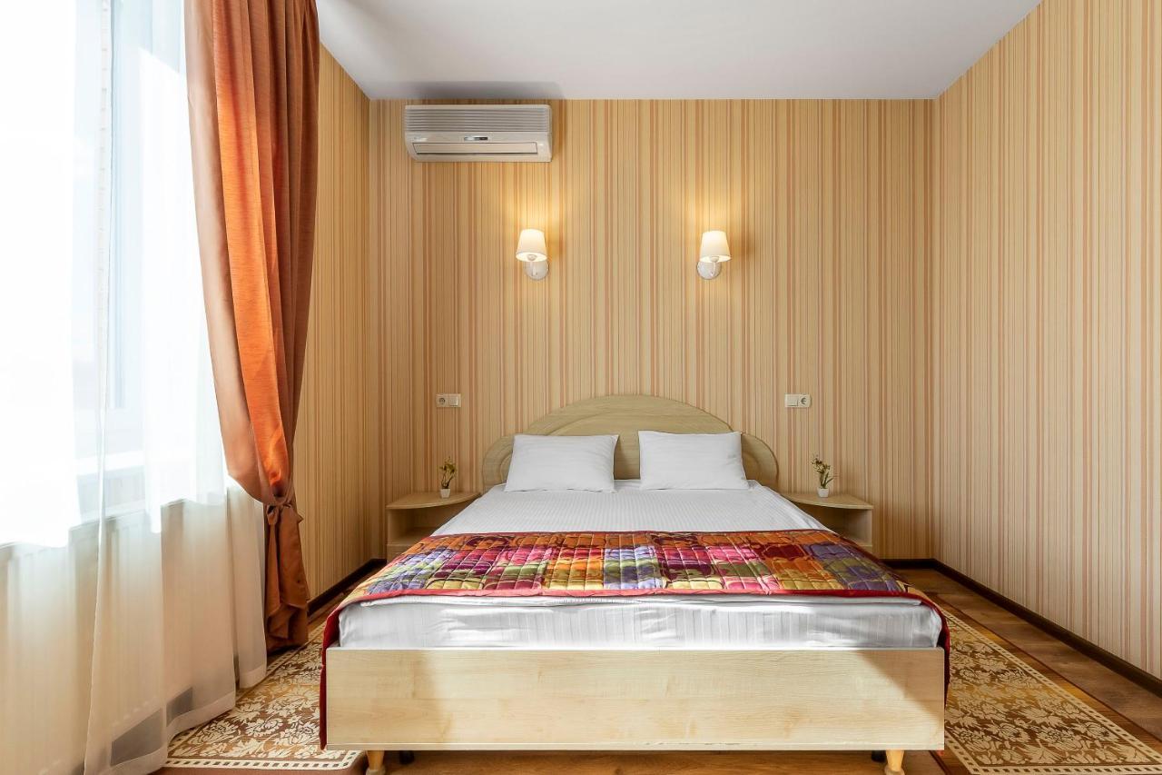 Siesta киев Hotel Sofiivska Borshchahivka